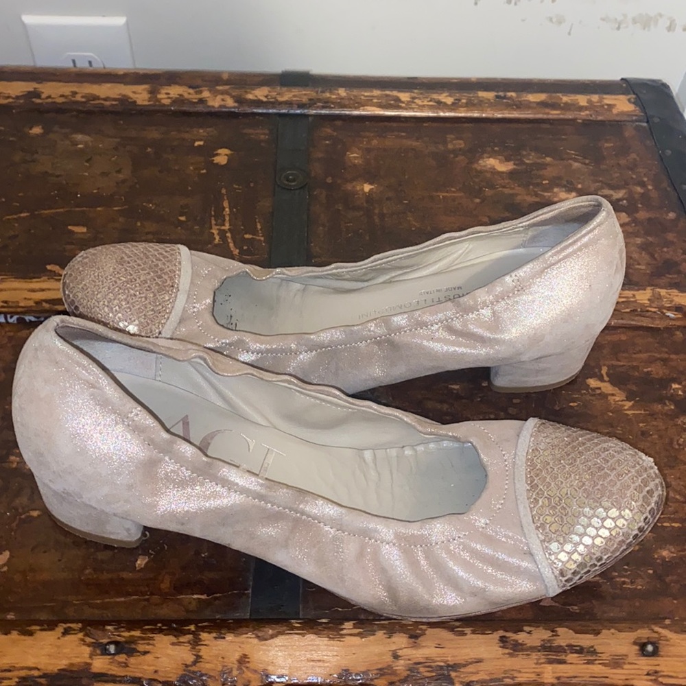 AGL shimmer suede block heel